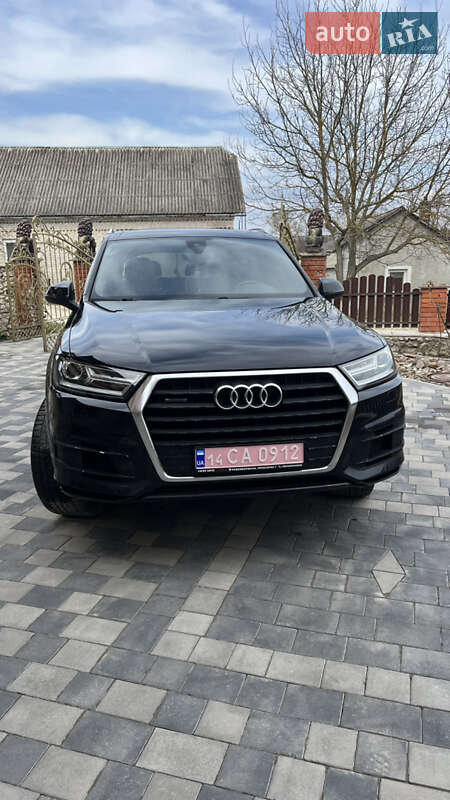 Внедорожник / Кроссовер Audi Q7 2019 в Тернополе