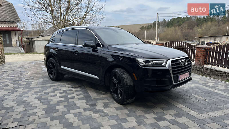 Внедорожник / Кроссовер Audi Q7 2019 в Тернополе