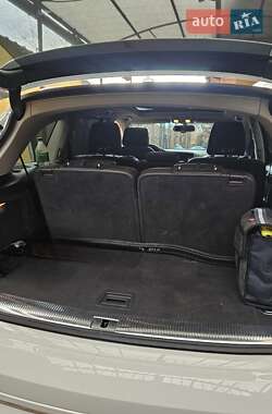 Внедорожник / Кроссовер Audi Q7 2015 в 