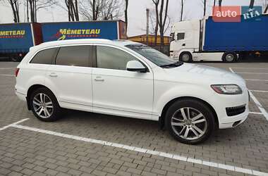 Внедорожник / Кроссовер Audi Q7 2013 в 
