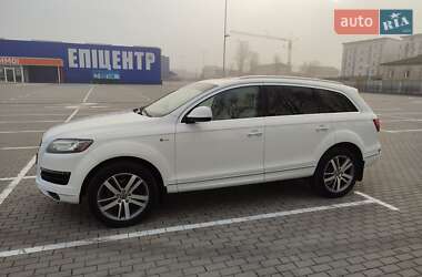 Внедорожник / Кроссовер Audi Q7 2013 в 