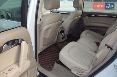 Внедорожник / Кроссовер Audi Q7 2013 в 