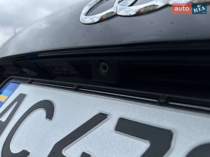 Позашляховик / Кросовер Audi Q7 2015 в Луцьку