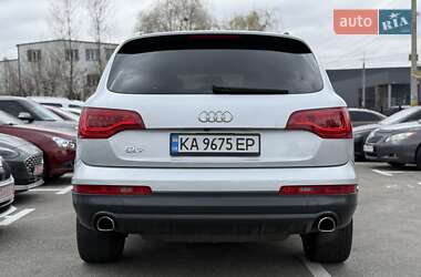 Внедорожник / Кроссовер Audi Q7 2013 в 