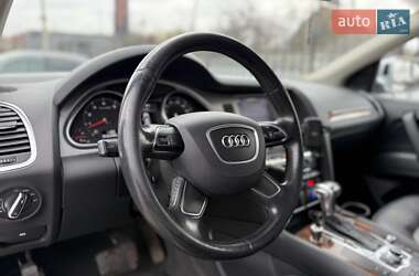Внедорожник / Кроссовер Audi Q7 2013 в 