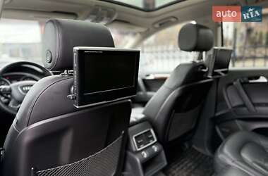 Внедорожник / Кроссовер Audi Q7 2013 в 