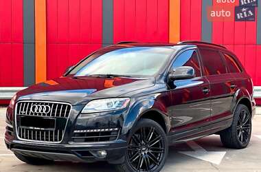 Внедорожник / Кроссовер Audi Q7 2014 в 