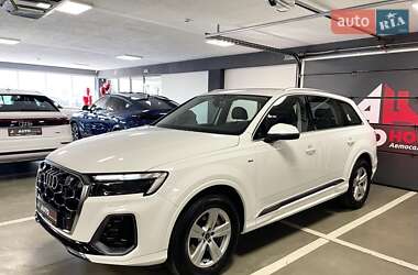 Внедорожник / Кроссовер Audi Q7 2025 в 