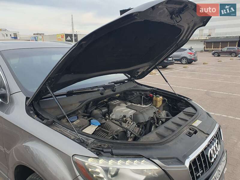 Внедорожник / Кроссовер Audi Q7 2012 в Житомире