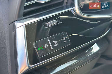 Позашляховик / Кросовер Audi Q7 2020 в Києві