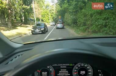 Позашляховик / Кросовер Audi Q7 2022 в 