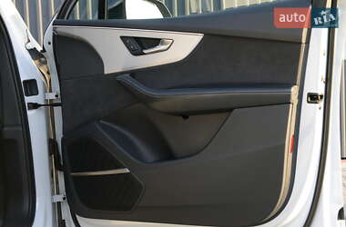 Внедорожник / Кроссовер Audi Q7 2021 в 