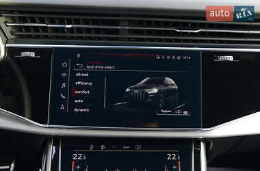 Внедорожник / Кроссовер Audi Q7 2021 в 