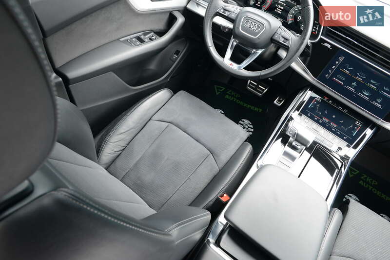 Внедорожник / Кроссовер Audi Q7 2022 в Мукачево