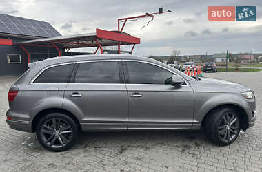 Внедорожник / Кроссовер Audi Q7 2011 в 