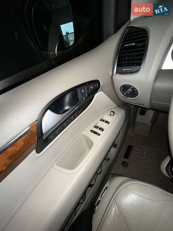 Внедорожник / Кроссовер Audi Q7 2015 в Виннице