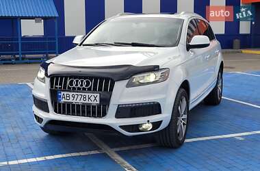 Внедорожник / Кроссовер Audi Q7 2012 в 