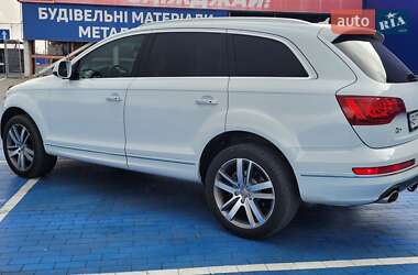 Внедорожник / Кроссовер Audi Q7 2012 в 