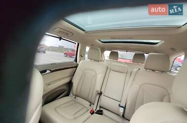 Внедорожник / Кроссовер Audi Q7 2012 в 