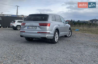 Внедорожник / Кроссовер Audi Q7 2018 в 
