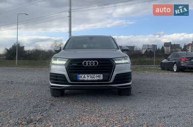 Внедорожник / Кроссовер Audi Q7 2018 в 