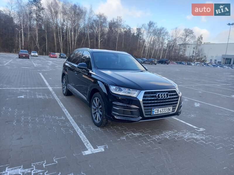 Внедорожник / Кроссовер Audi Q7 2019 в Чернигове