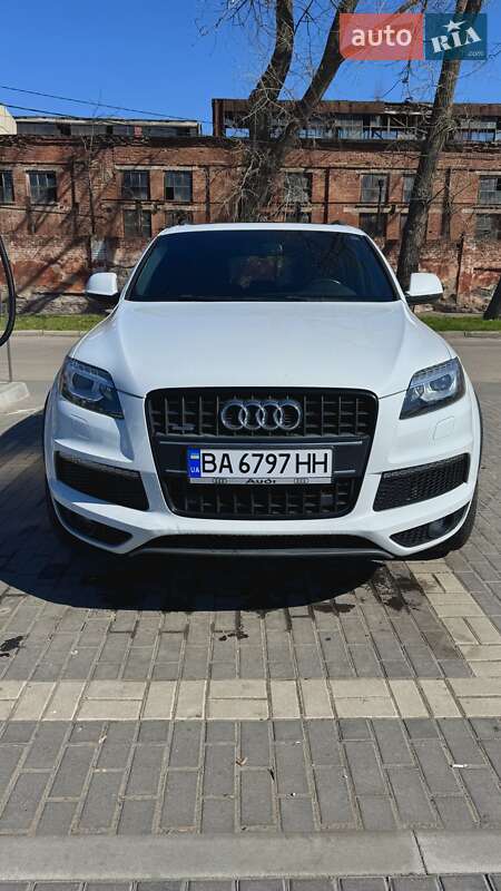 Позашляховик / Кросовер Audi Q7 2014 в Кропивницькому