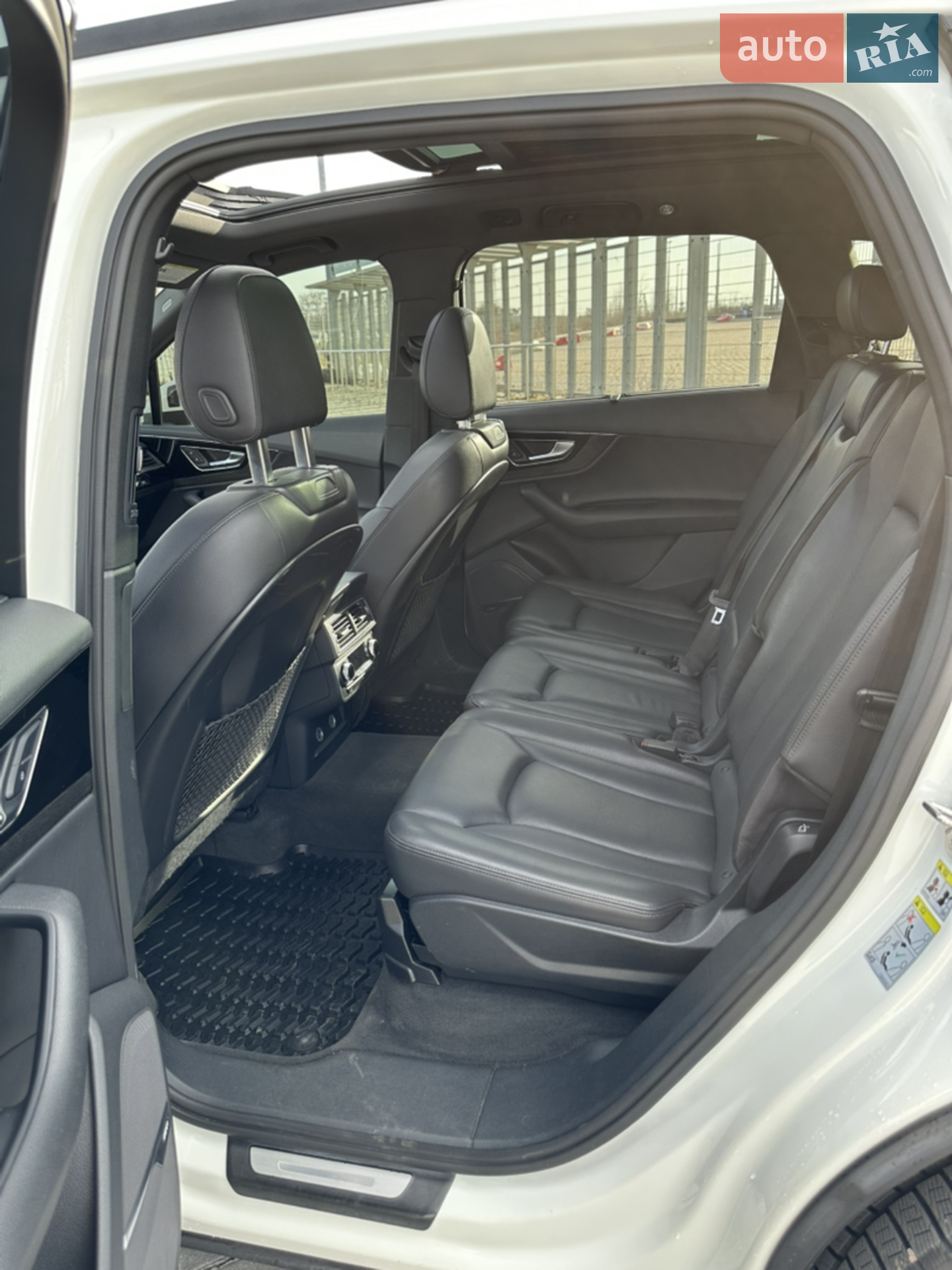 2018 Audi Q7 - мініатюра 28