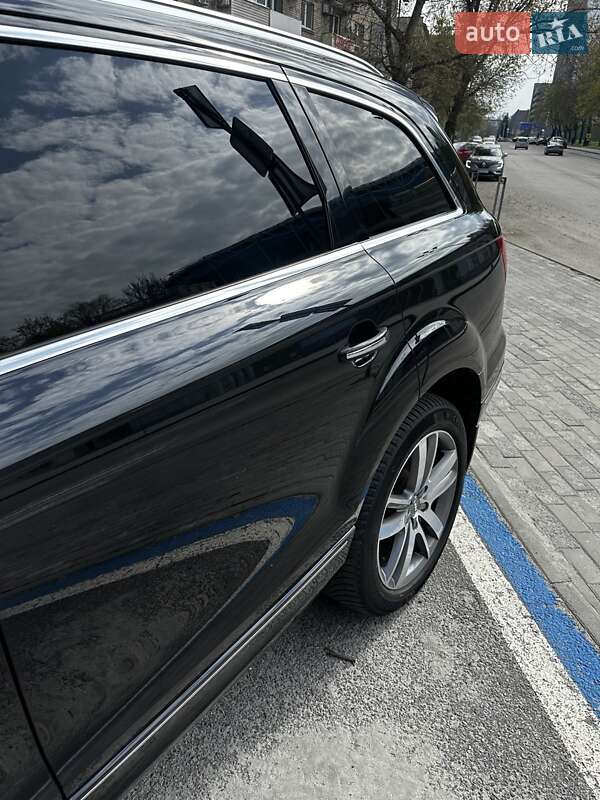 Внедорожник / Кроссовер Audi Q7 2013 в Днепре