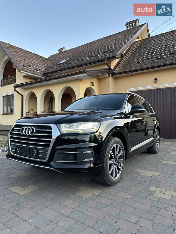 Позашляховик / Кросовер Audi Q7 2016 в Івано-Франківську