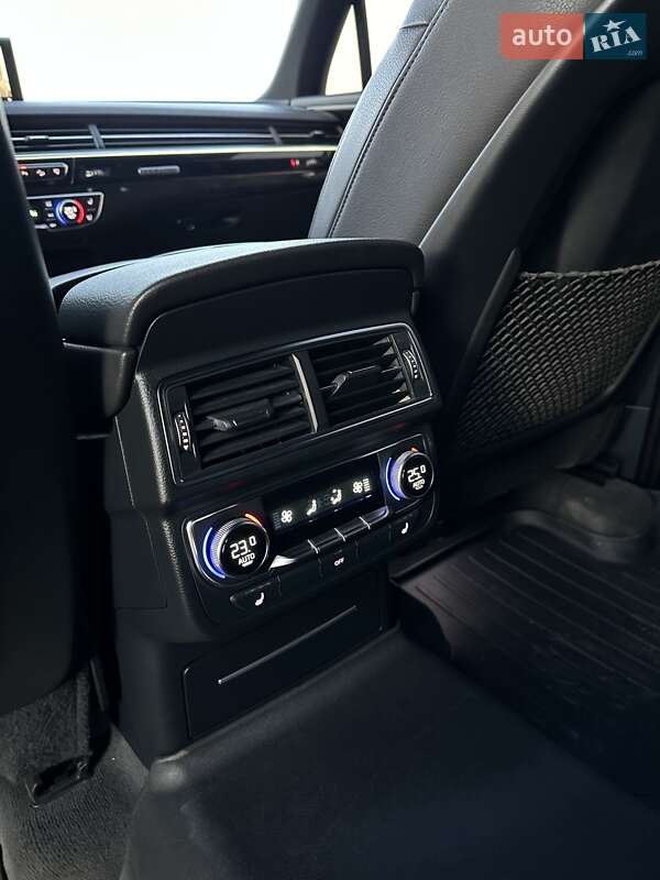 Позашляховик / Кросовер Audi Q7 2016 в Івано-Франківську