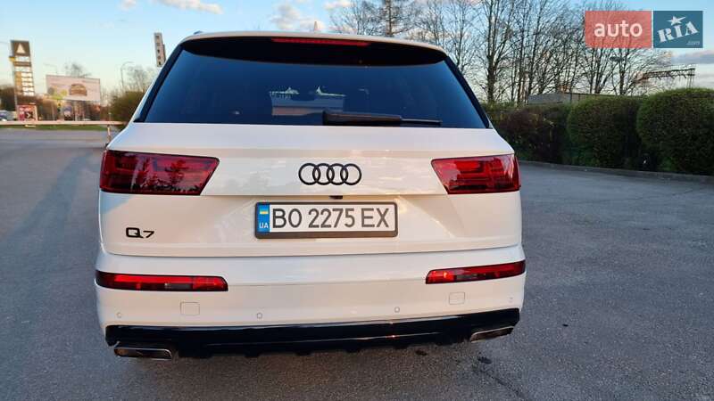 Позашляховик / Кросовер Audi Q7 2018 в Тернополі