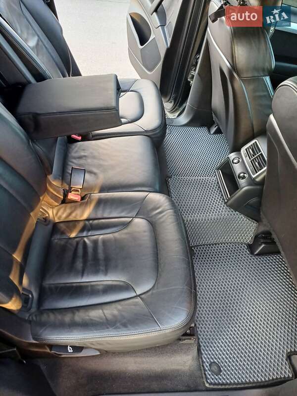 Внедорожник / Кроссовер Audi Q7 2009 в Изяславе