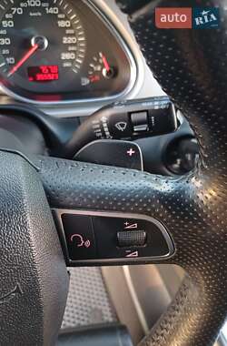 Внедорожник / Кроссовер Audi Q7 2009 в 