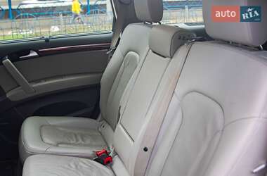 Позашляховик / Кросовер Audi Q7 2014 в 