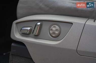 Позашляховик / Кросовер Audi Q7 2014 в 