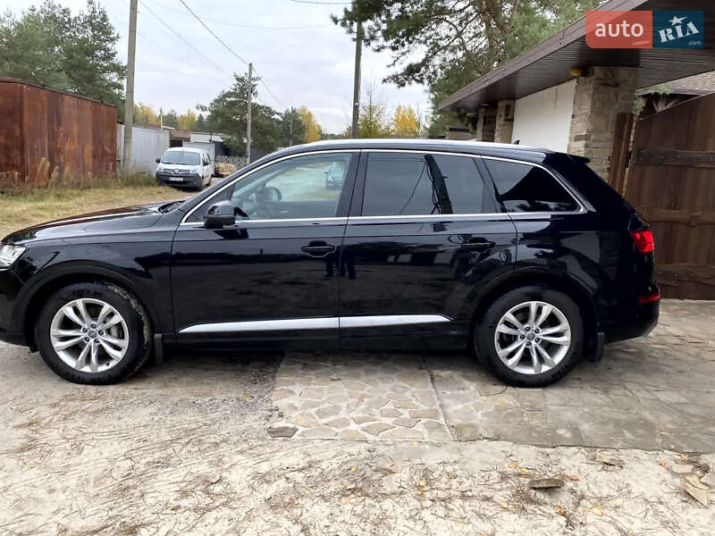 Позашляховик / Кросовер Audi Q7 2016 в Дніпрі