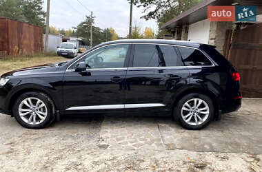 Позашляховик / Кросовер Audi Q7 2016 в 