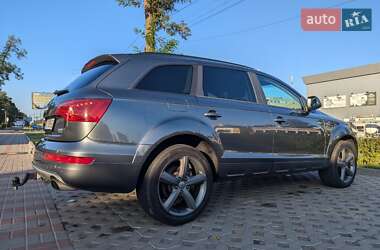 Внедорожник / Кроссовер Audi Q7 2015 в 