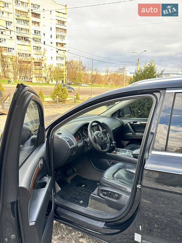 Внедорожник / Кроссовер Audi Q7 2007 в Сумах