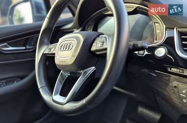 Внедорожник / Кроссовер Audi Q7 2017 в 