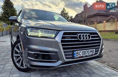 Внедорожник / Кроссовер Audi Q7 2017 в 
