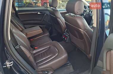 Внедорожник / Кроссовер Audi Q7 2012 в 