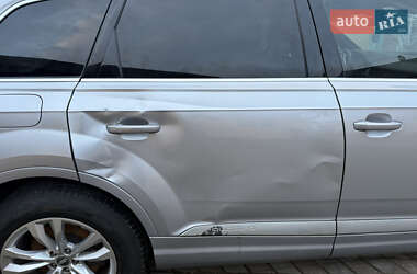 Внедорожник / Кроссовер Audi Q7 2017 в 