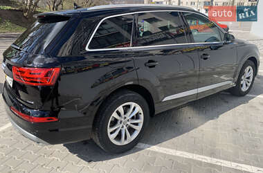 Внедорожник / Кроссовер Audi Q7 2019 в 