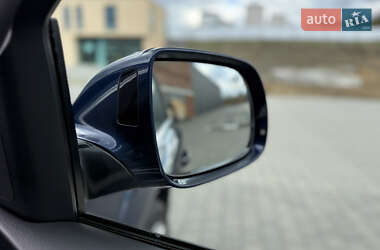 Внедорожник / Кроссовер Audi Q7 2012 в 