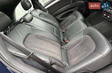 Внедорожник / Кроссовер Audi Q7 2012 в 