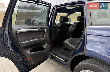Внедорожник / Кроссовер Audi Q7 2012 в 