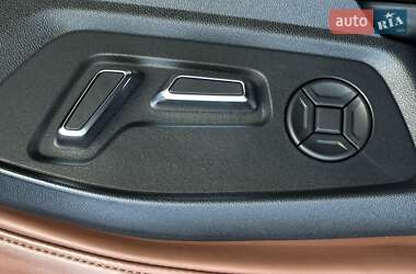 Внедорожник / Кроссовер Audi Q7 2020 в 
