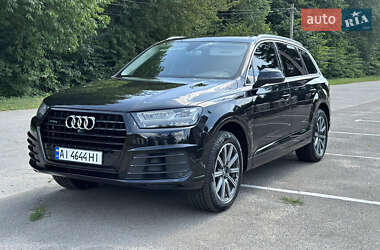 Внедорожник / Кроссовер Audi Q7 2015 в 
